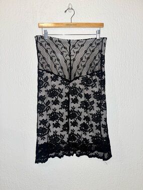 Trixxi Black Lace skirt, SZ L